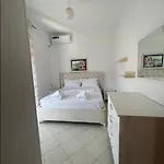 Ledi's Sarandë