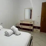 Ledi's Sarandë